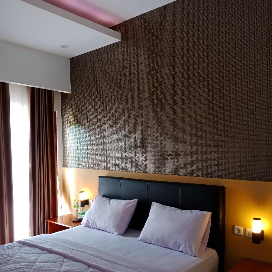 Hotel The Royal Joglo Tepus Pokój zdjęcie